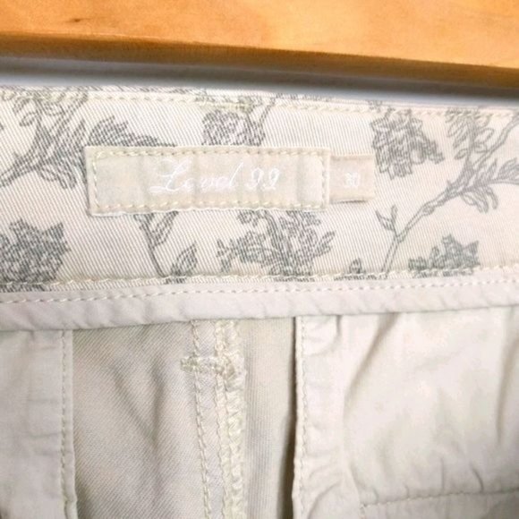Level 99 Anthropologie Floral Print Cargo Pants 30 - Picture 6 of 8
